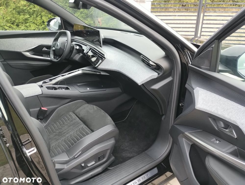 Peugeot 5008 1.2 PureTech mHEV GT S&S e-DCS6 - 20