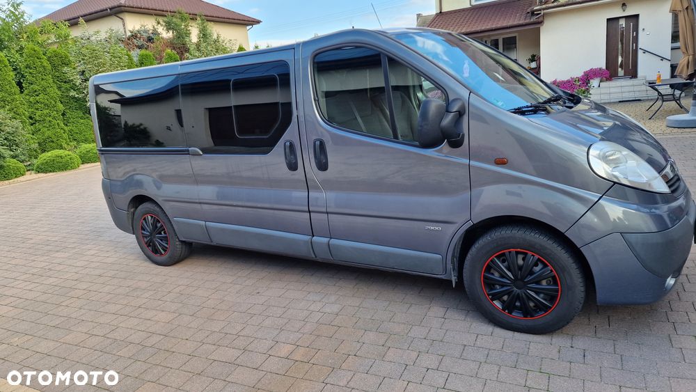 Opel Vivaro - 9
