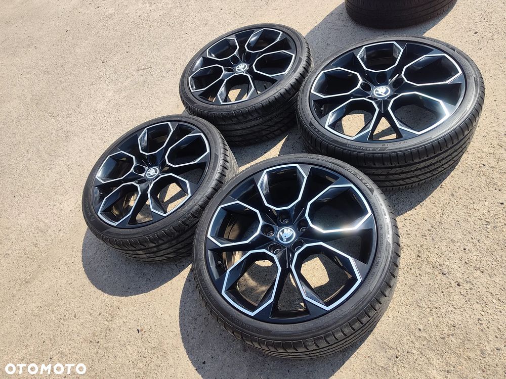 5x112 Felgi Aluminiowe Alufelgi Oryginalne 19 Koła Letnie Lato Skoda Octavia 5E 5E0 RS VRS 3 III 4 IV 2 II SUPERB SEAT Cupra Leon FR TOLEDO ALTEA EXEO AUDI A3 8V 8P A4 B5 B6 B7 A6 C5 A4 VW Passat Golf 6 7 GTI GTD Touran CADDY JETTA Legnica ALU-RAD 235/35 25r. 6,5mm - 17