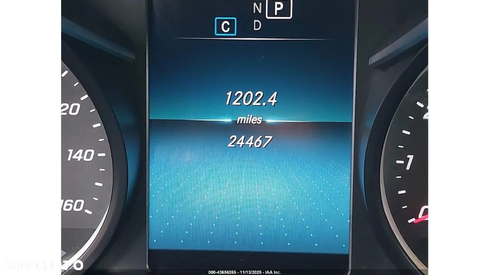 Mercedes-Benz Klasa C 300 4Matic 9G-TRONIC AMG Line - 10