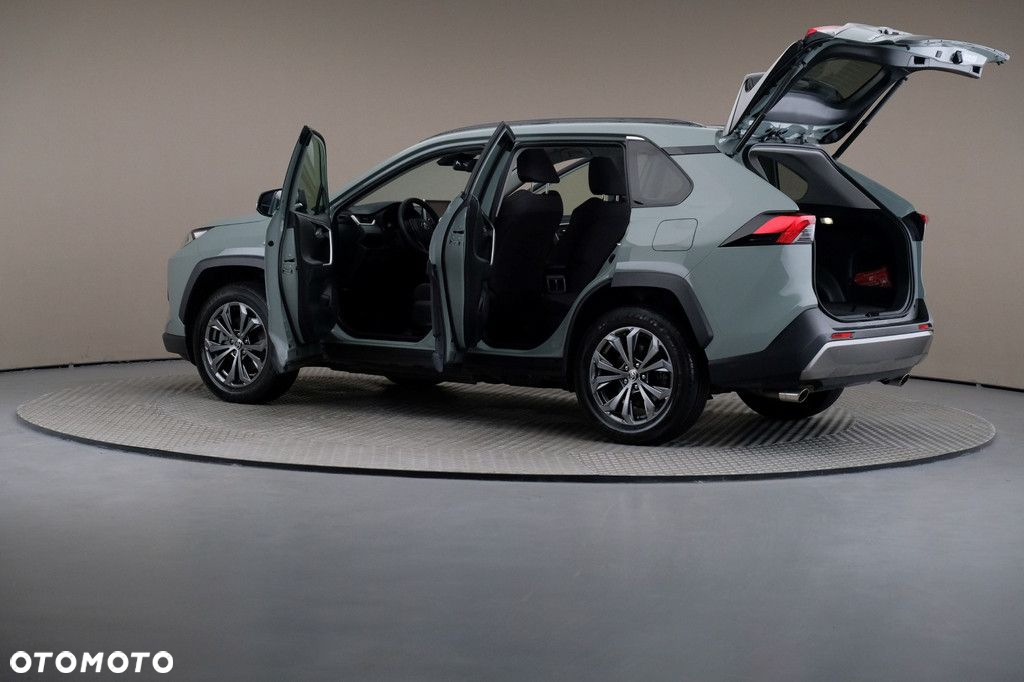Toyota RAV4 - 7