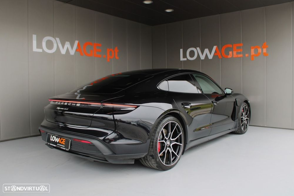 Porsche Taycan 4S - 3