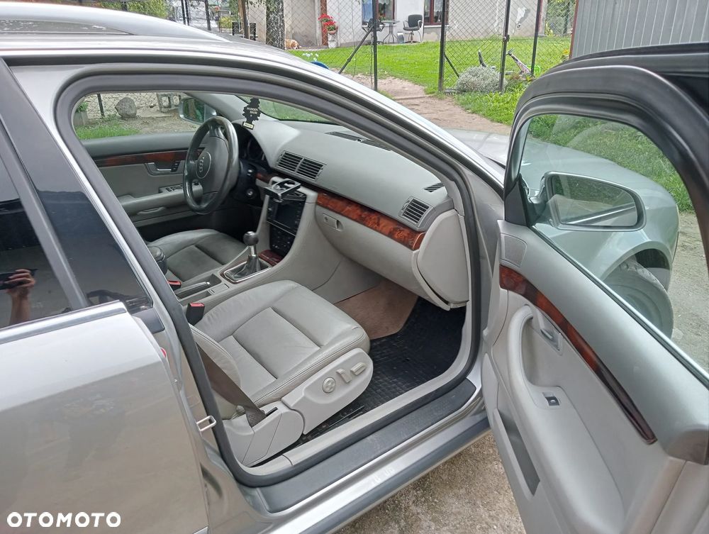 Audi A4 Avant - 5