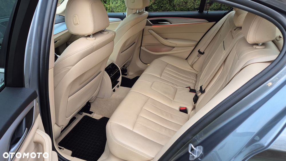BMW Seria 5 - 23