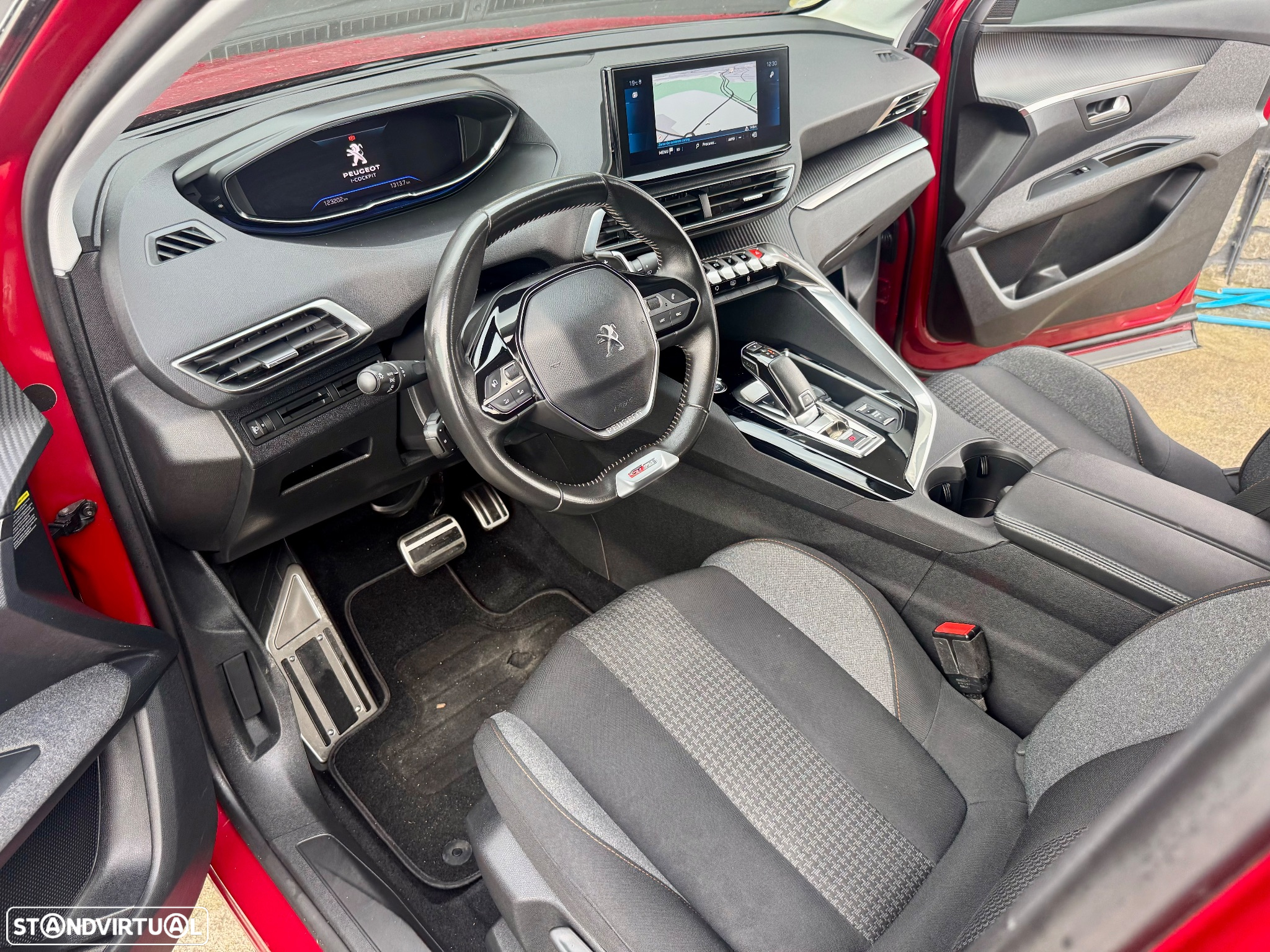 Peugeot 3008 1.5 BlueHDi GT EAT8 - 7