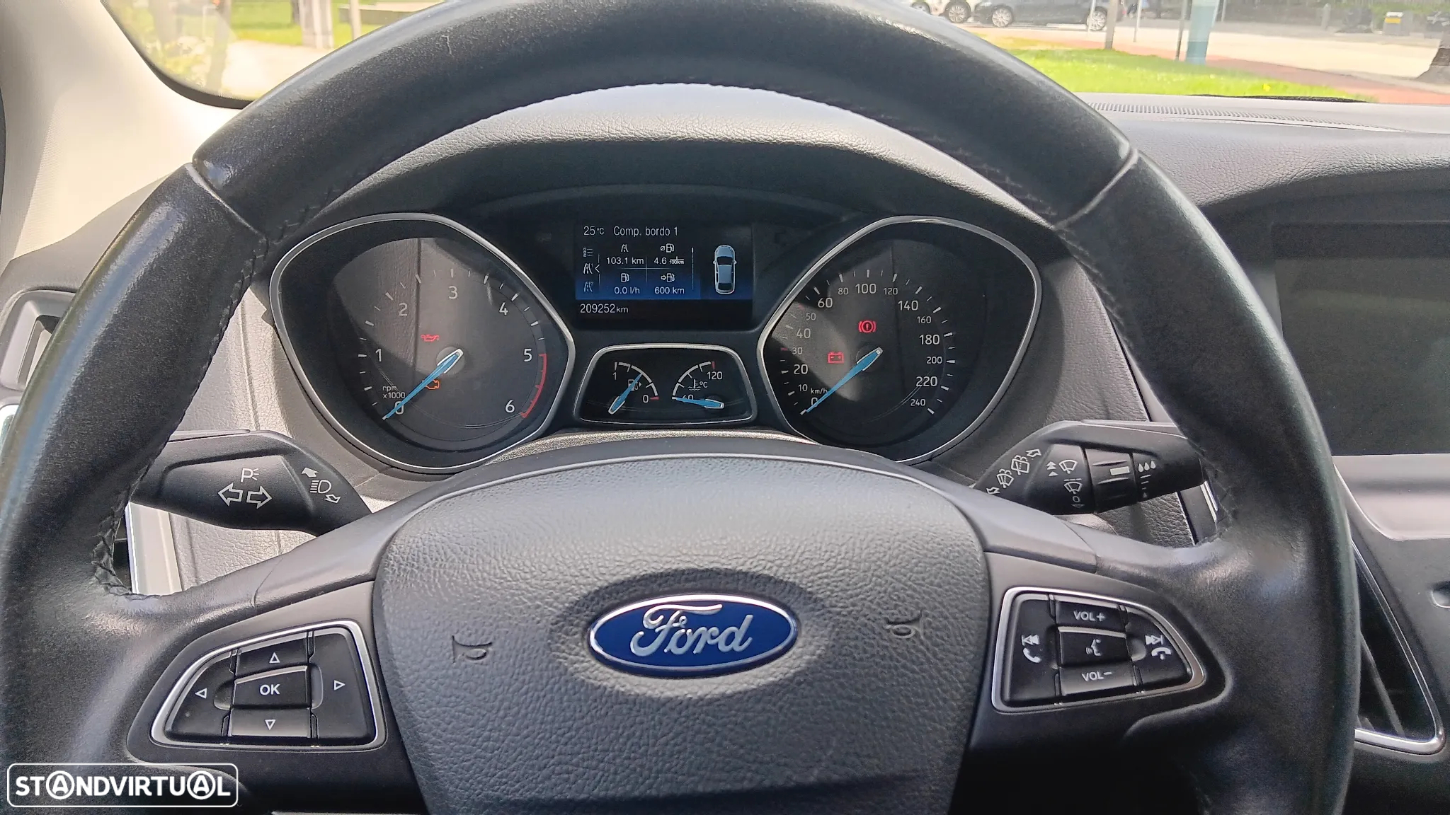 Ford Focus SW 1.5 TDCi Titanium - 28