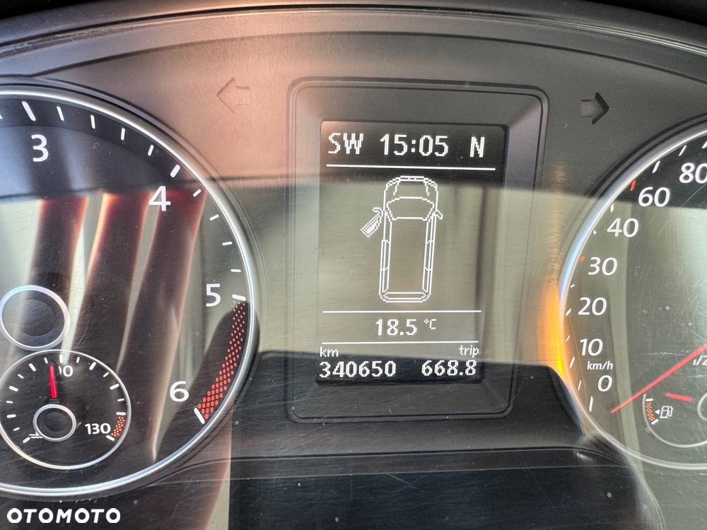 Volkswagen Transporter Multivan Lang DSG BMT Comfortline - 9