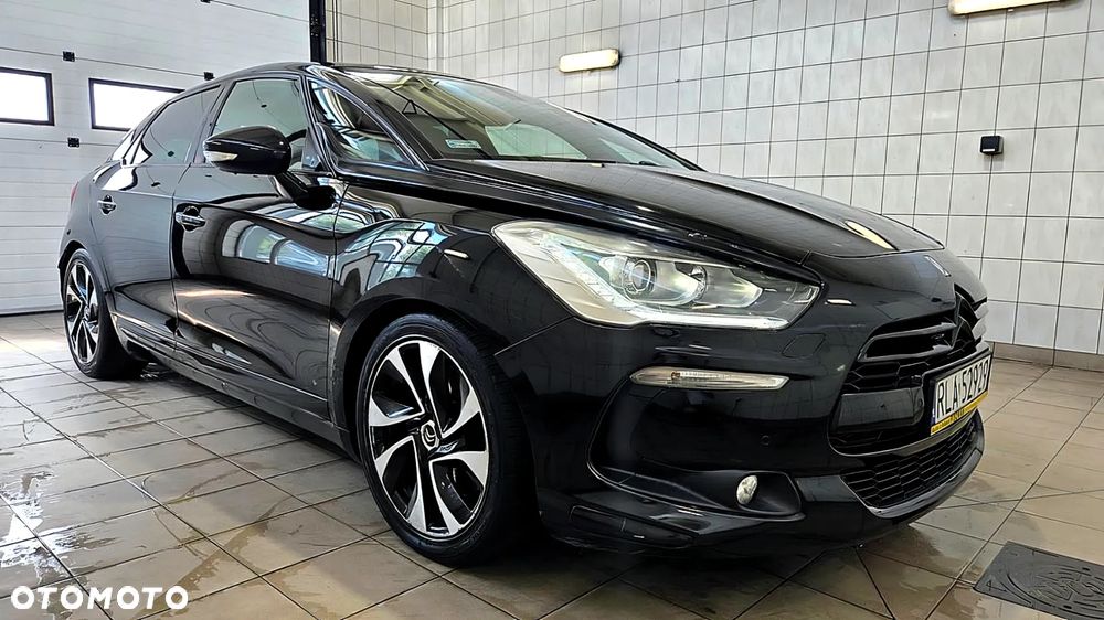 Citroën DS5 THP 200 SoChic - 2