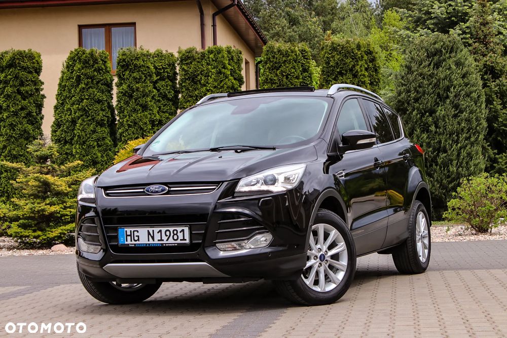 Ford Kuga 1.5 EcoBoost 2x4 Titanium - 1