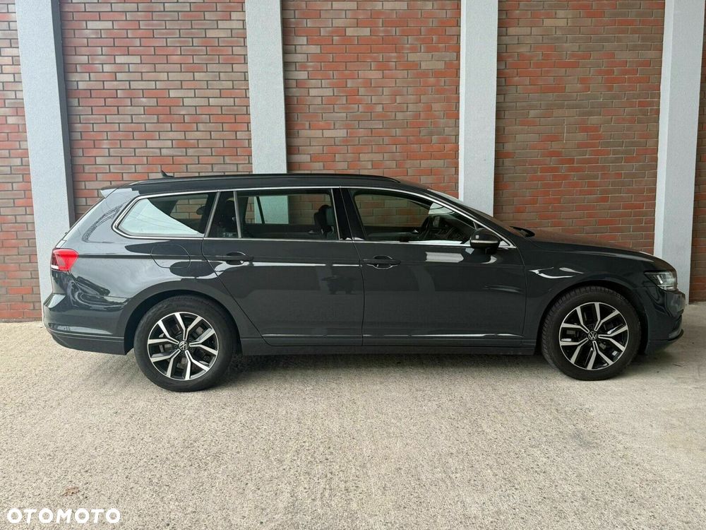 Volkswagen Passat - 8