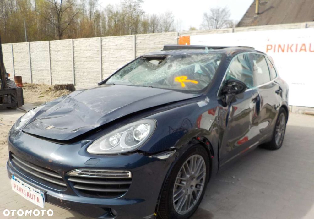 Porsche Cayenne - 7