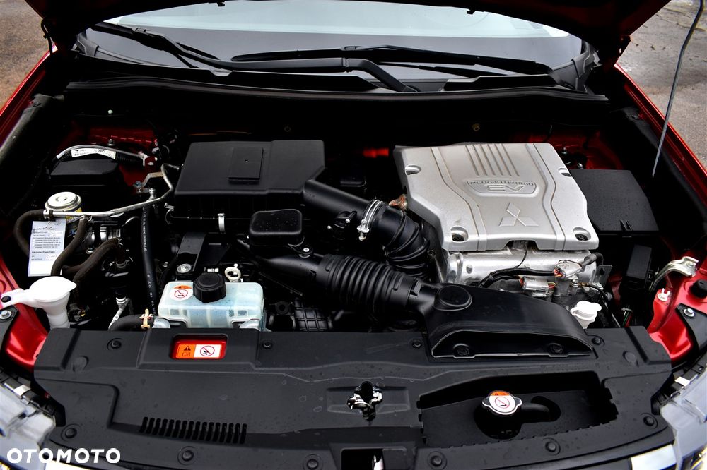 Mitsubishi Outlander Intense + - 39