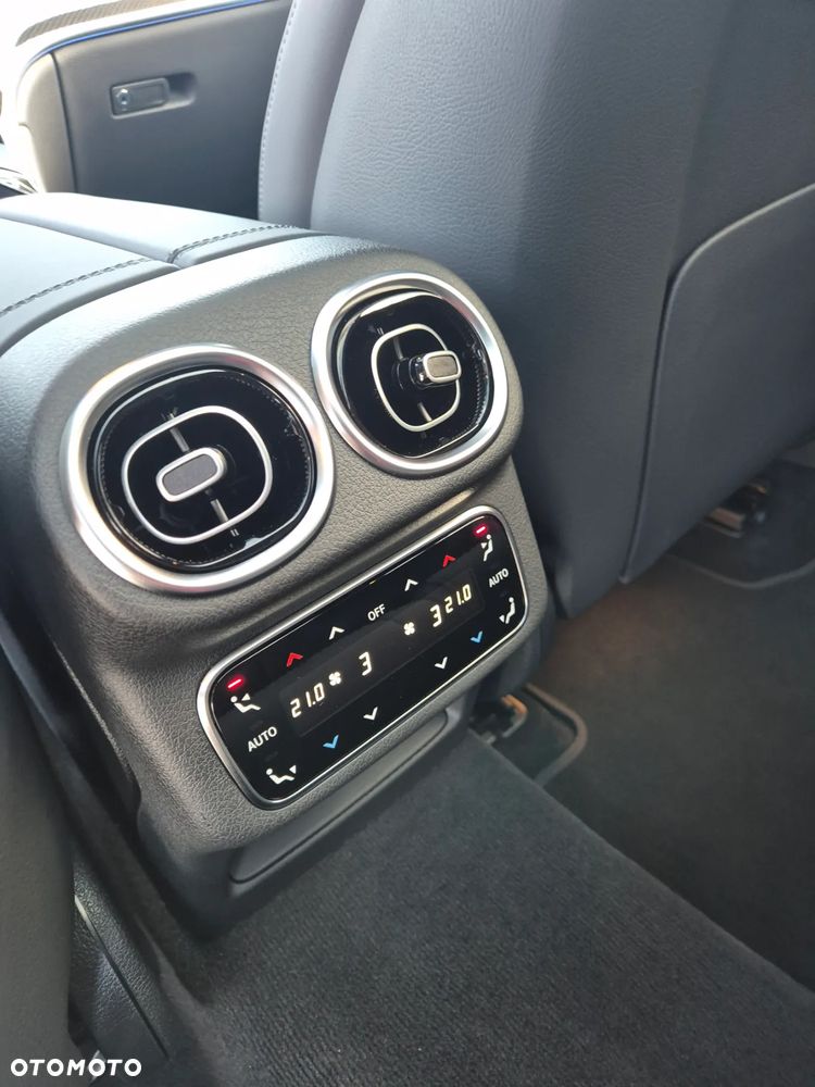 Mercedes-Benz GLC - 13