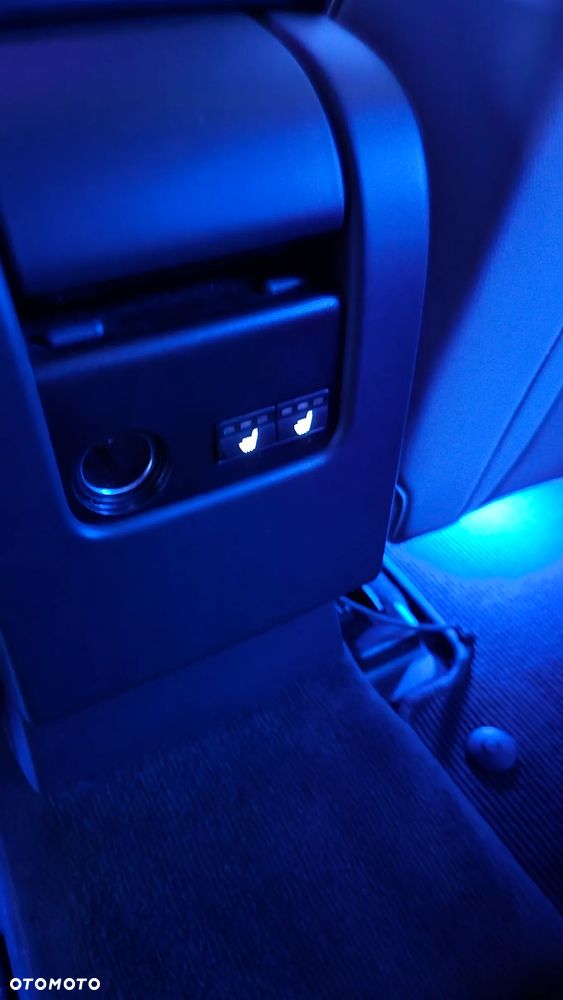 Volvo V60 D6 AWD Plug-in Hybrid Summum - 3