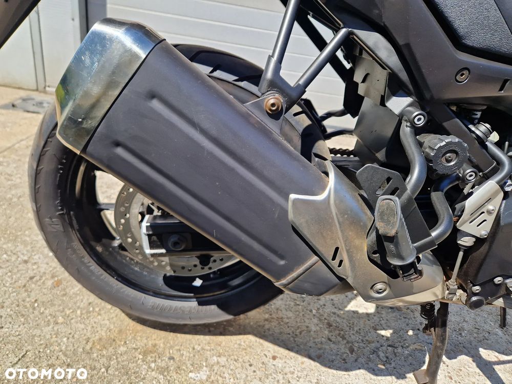 Suzuki V-STROM - 20