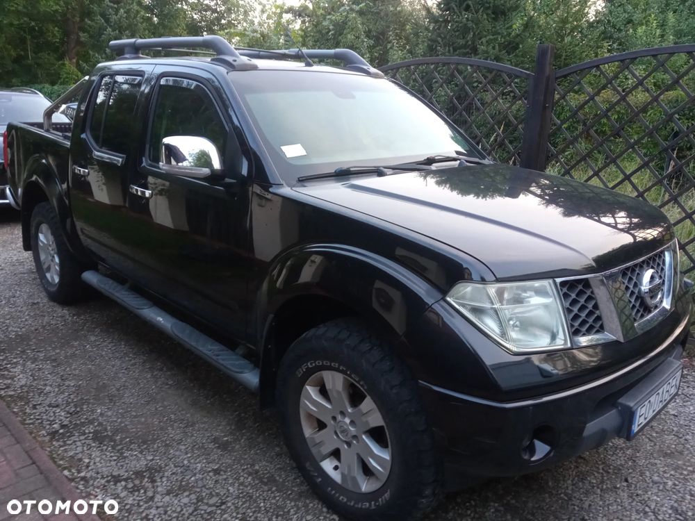 Nissan Navara 2.5 TDi Base / XE