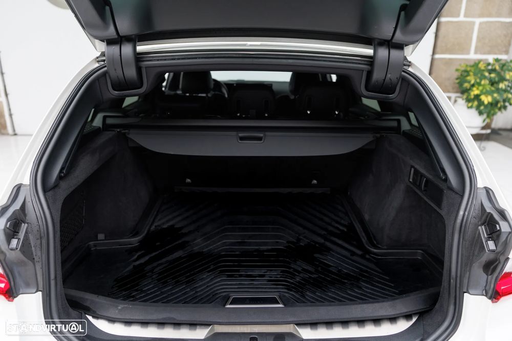 BMW 320 e Pack M Auto - 27