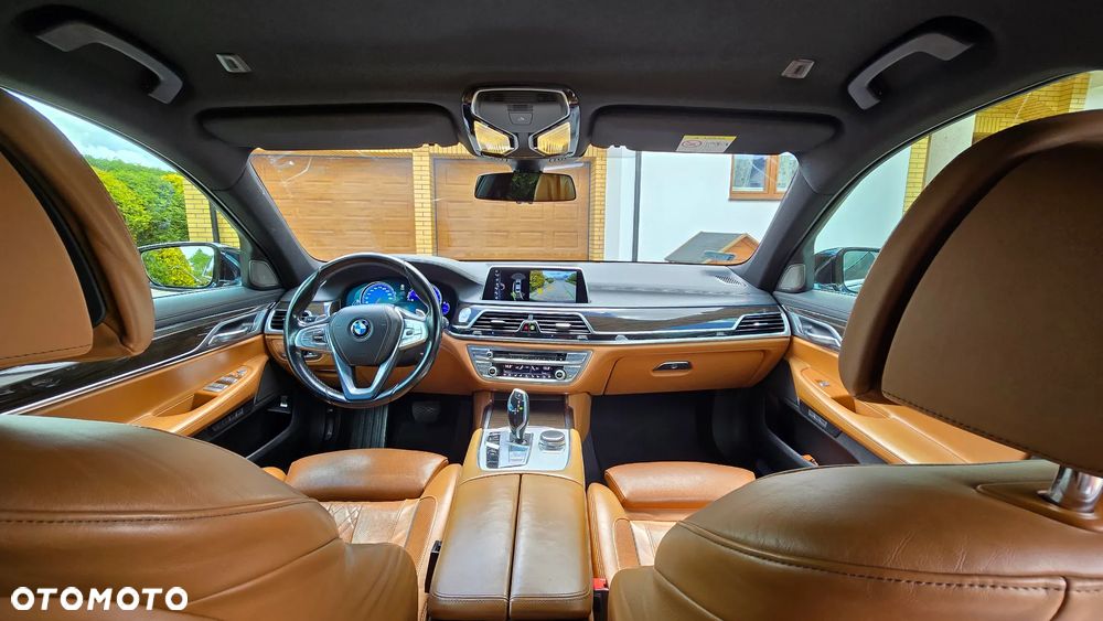 BMW Seria 7 740d xDrive sport - 5