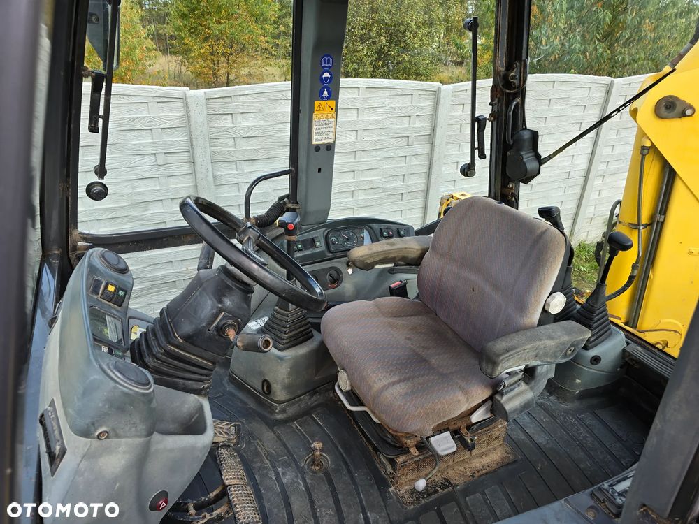 New Holland - 3
