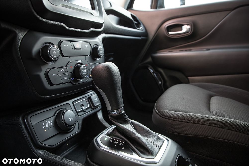 Jeep Renegade - 18