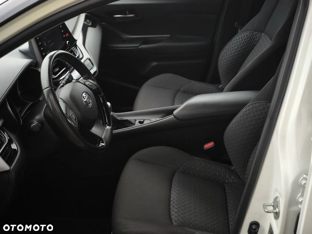 Toyota C-HR - 19