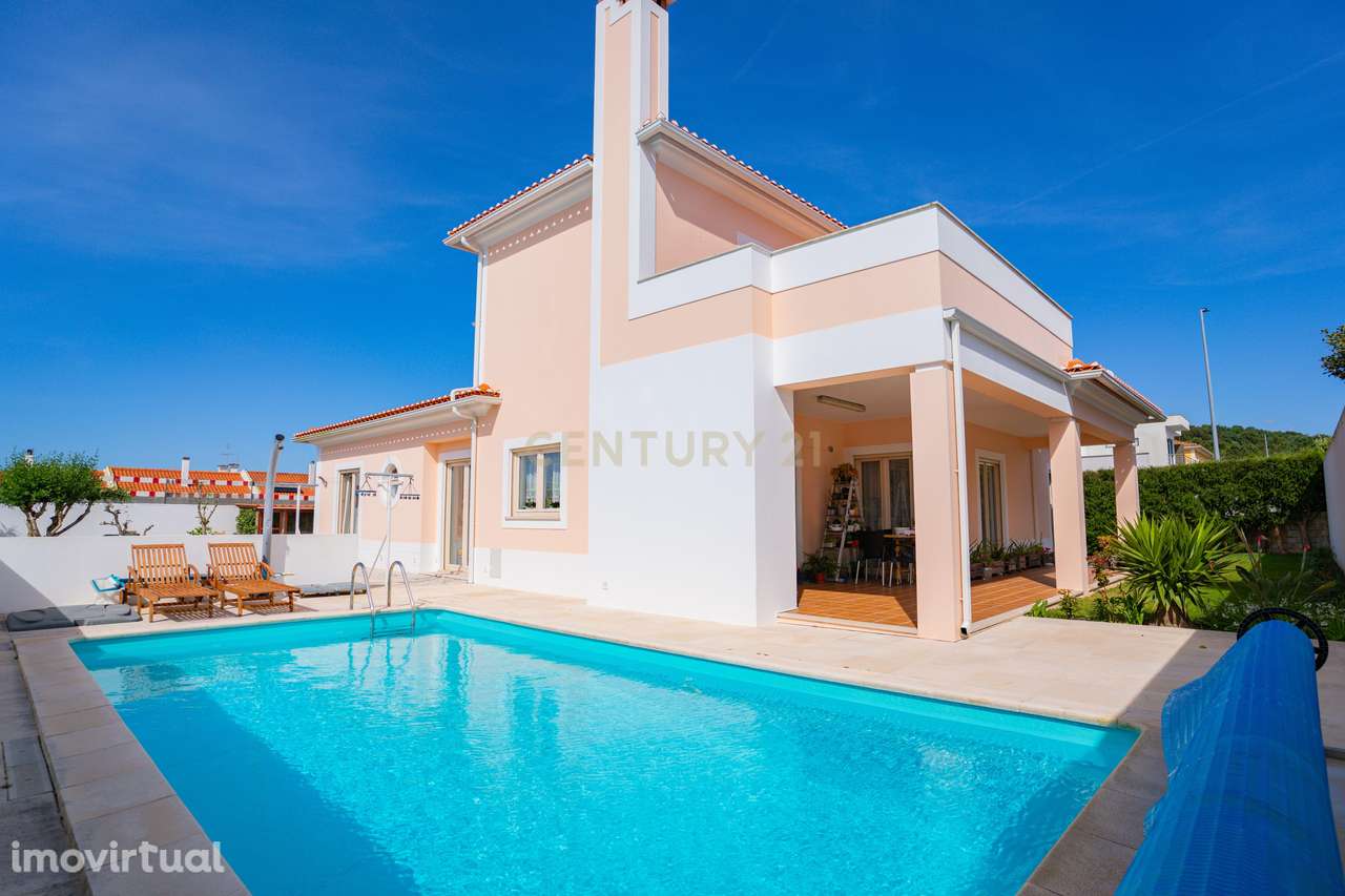 Moradia T4 na Colina Verde com Piscina – Conforto, Modernidade e Efici - Grande imagem: 5/60