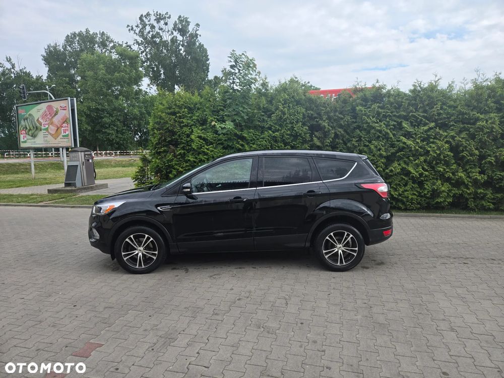 Ford Kuga 1.5 EcoBoost 2x4 Trend - 5