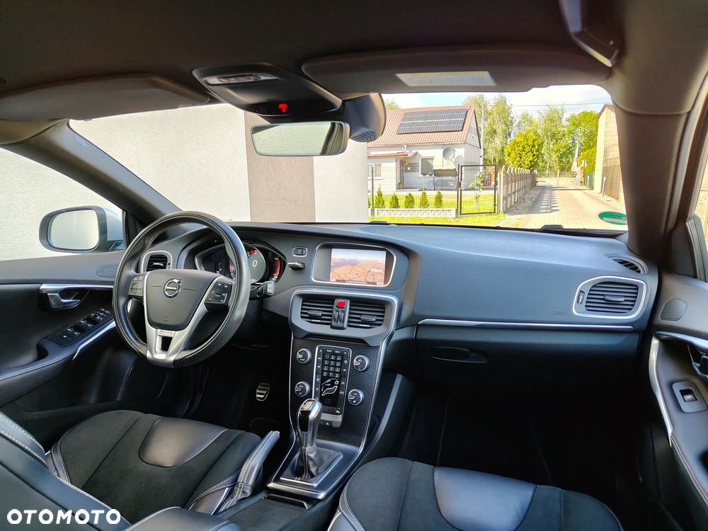 Volvo V40 T2 RDesign - 31