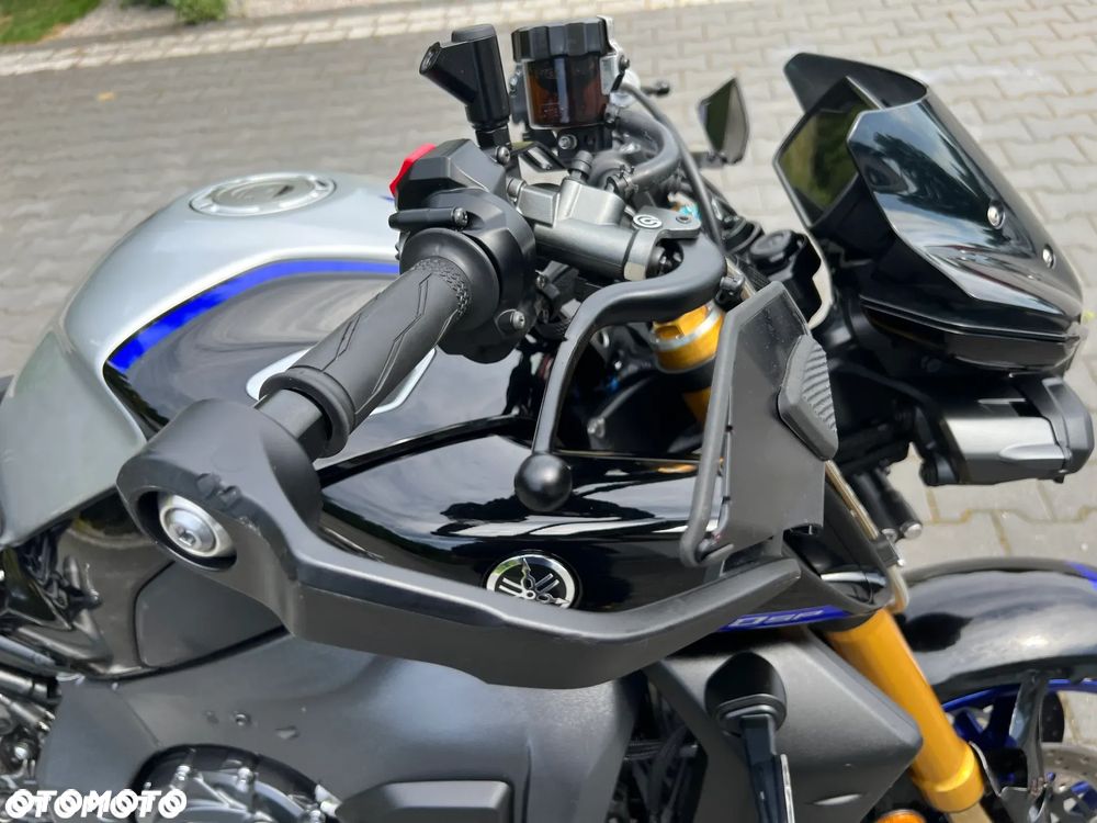 Yamaha MT - 27