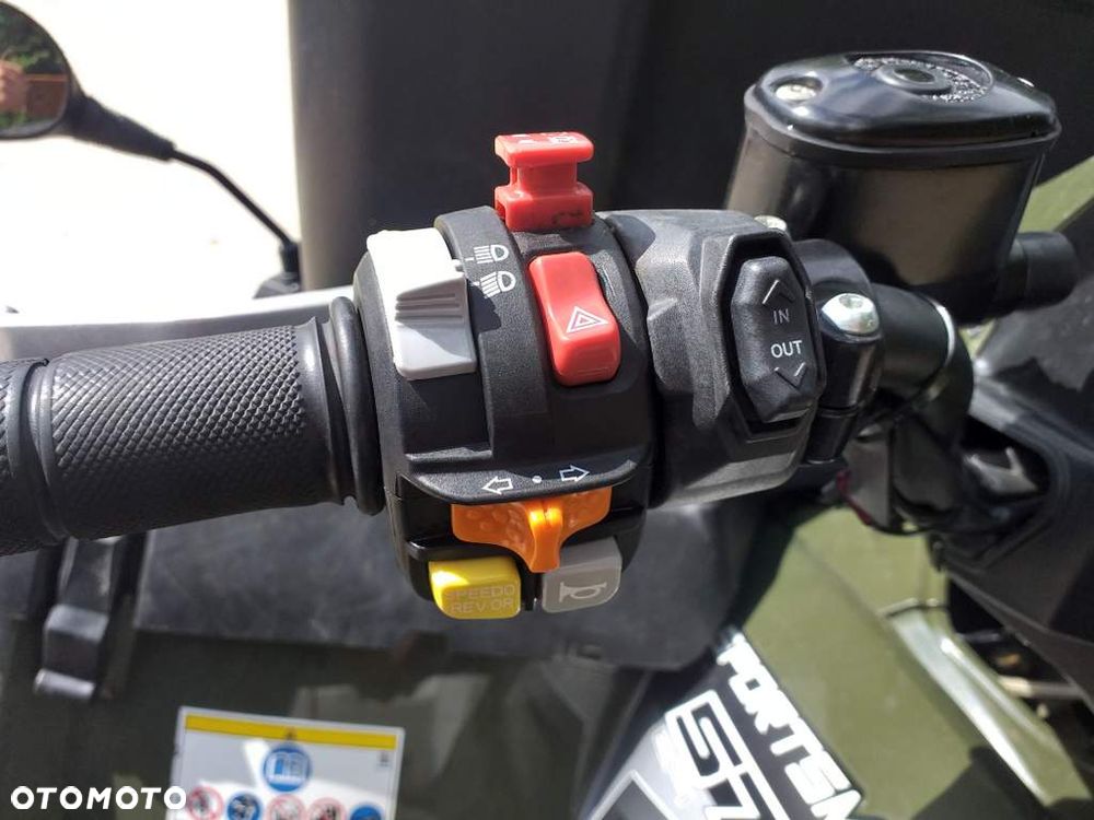 Polaris Sportsman - 10