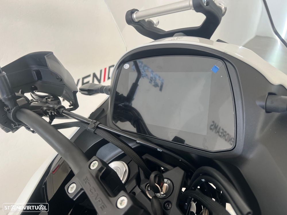 Moto Morini X-Cape 700 - 10