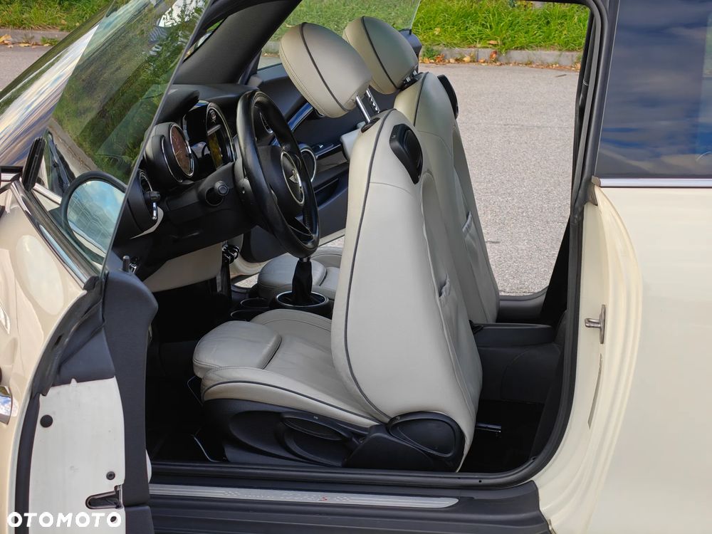 MINI Cooper S Standard - 30