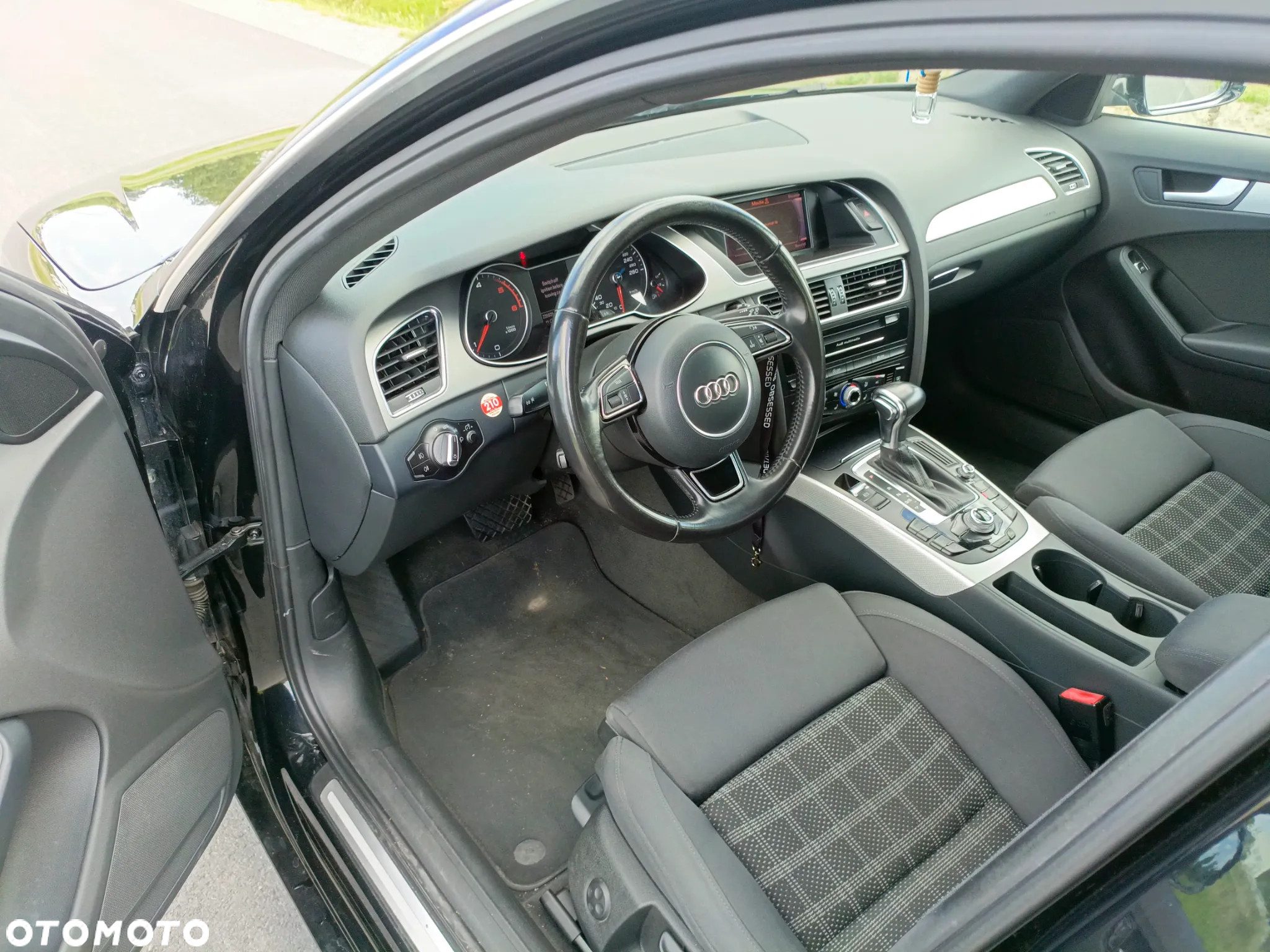 Audi A4 Avant 2.0 TDI DPF multitronic Ambition - 12
