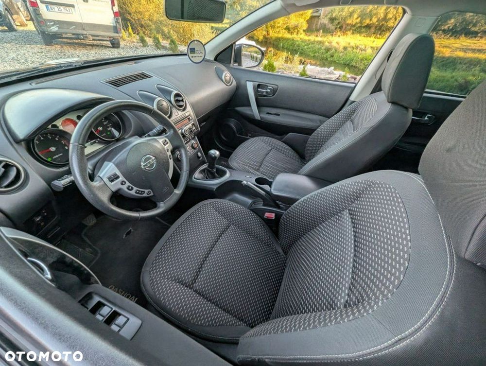 Nissan Qashqai - 16