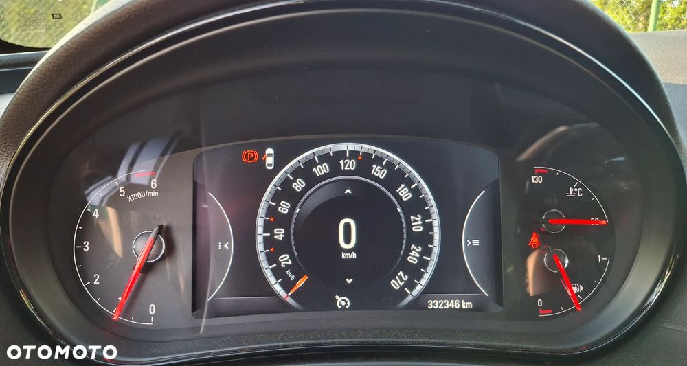 Opel Insignia - 12