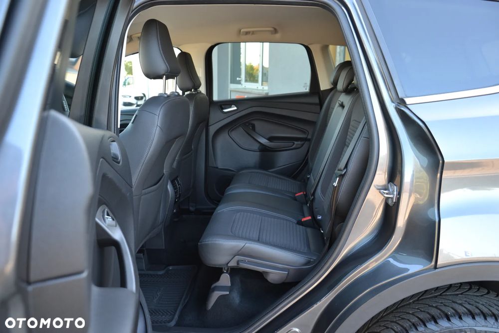 Ford Kuga 2.0 TDCi 4x4 Titanium - 31