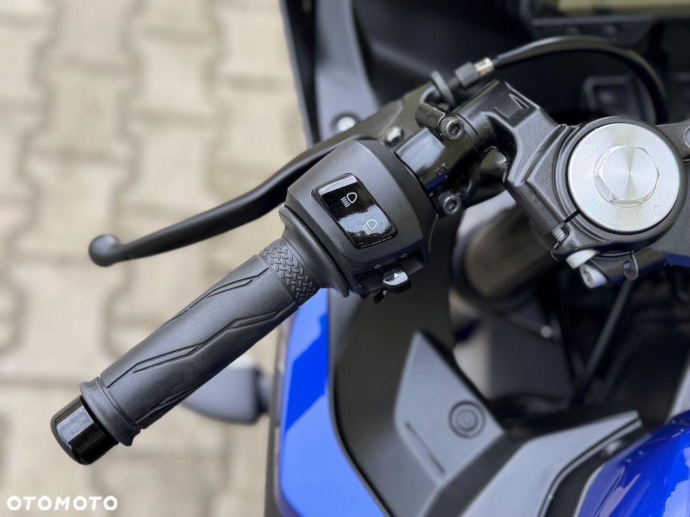 Yamaha YZF - 35