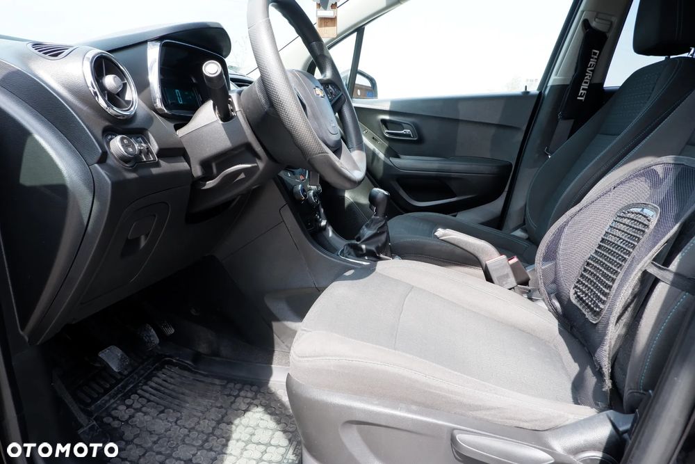 Chevrolet Trax 1.6 LS - 24