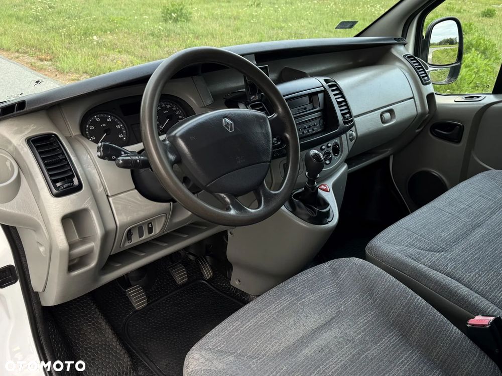 Renault Trafic - 9