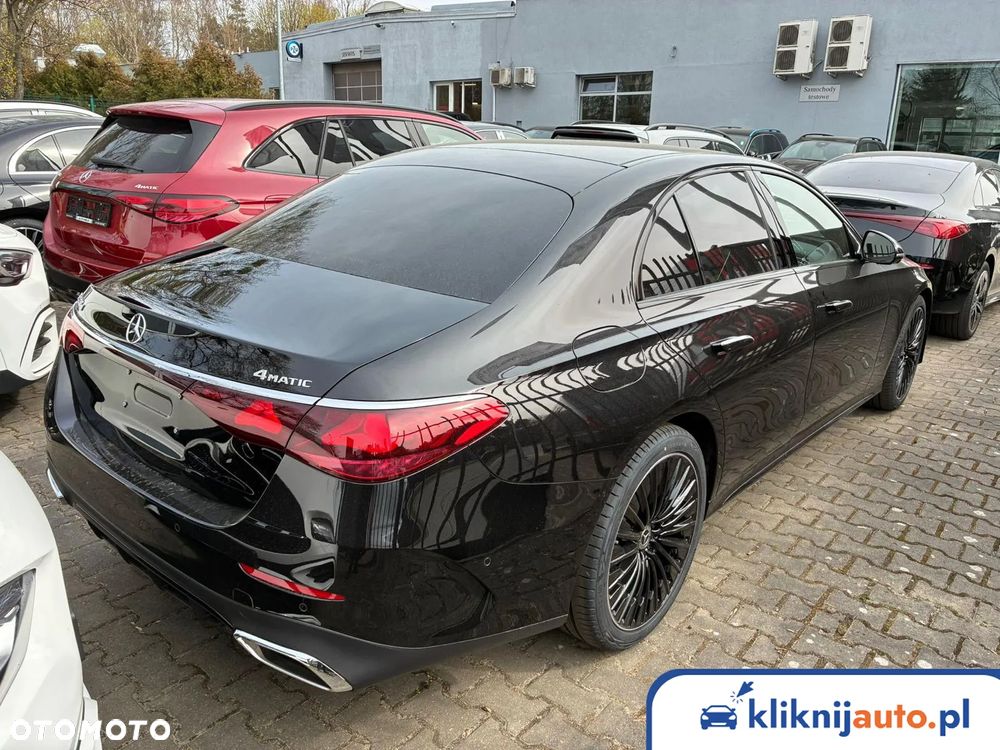 Mercedes-Benz Klasa E 220 d mHEV 4-Matic AMG 9G-Tronic - 4