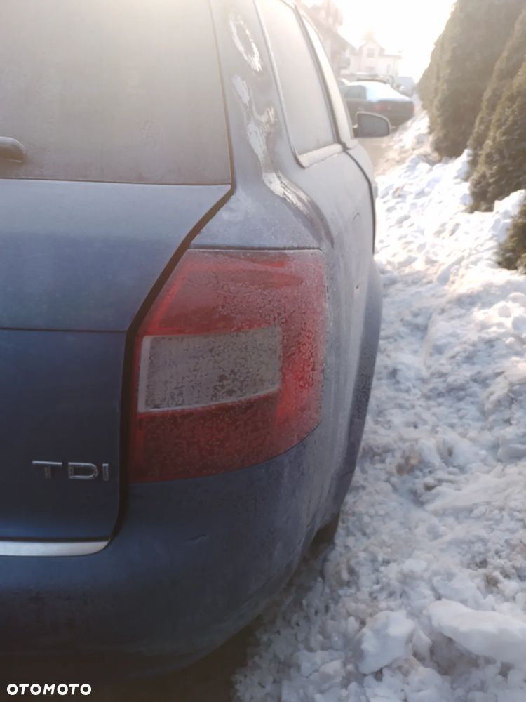 AUDI A4 B6 AVANT 1.9 TDI AVF -  PODŁOKIETNIK - 13