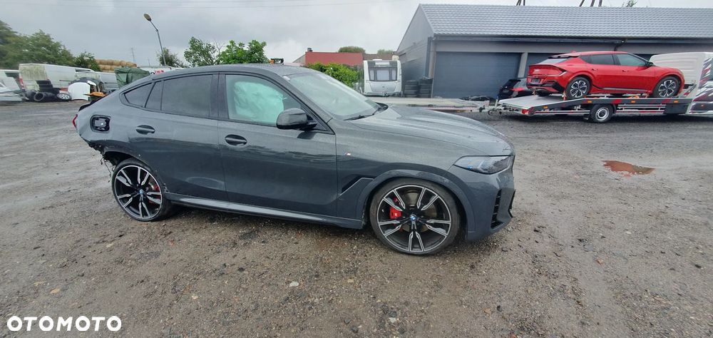 BMW i4 - 7