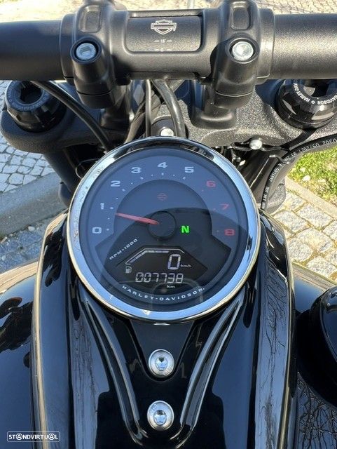 Harley-Davidson Softail FAT BOB 114 - 47