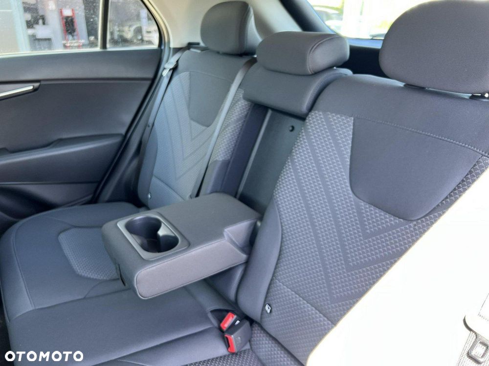 Kia Niro - 16