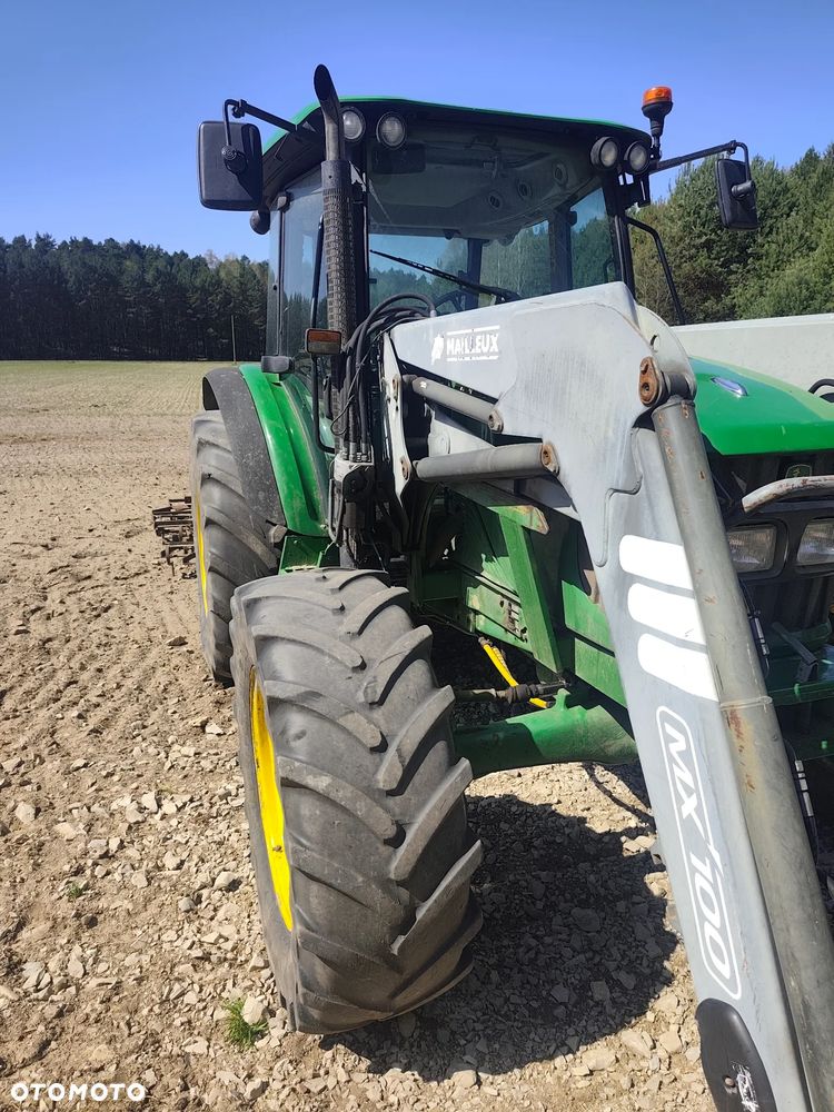 John Deere 5820 - 18