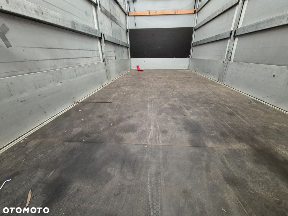 Volkswagen Crafter - 9