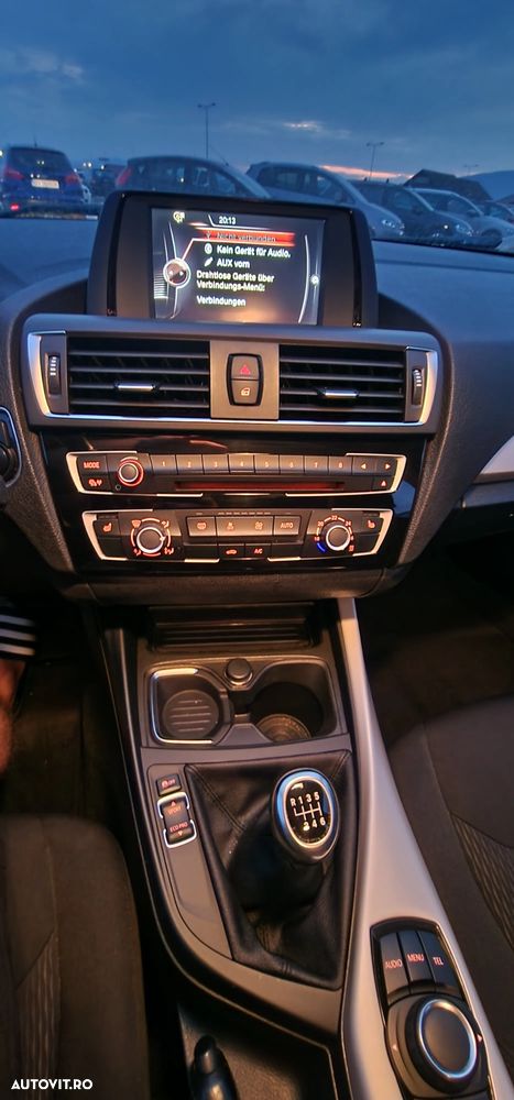 BMW Seria 1 116i - 8