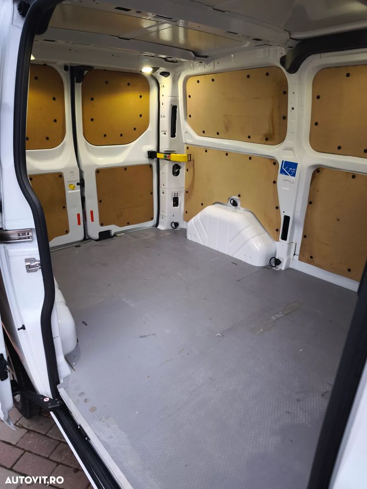 Ford Transit Custom - 19