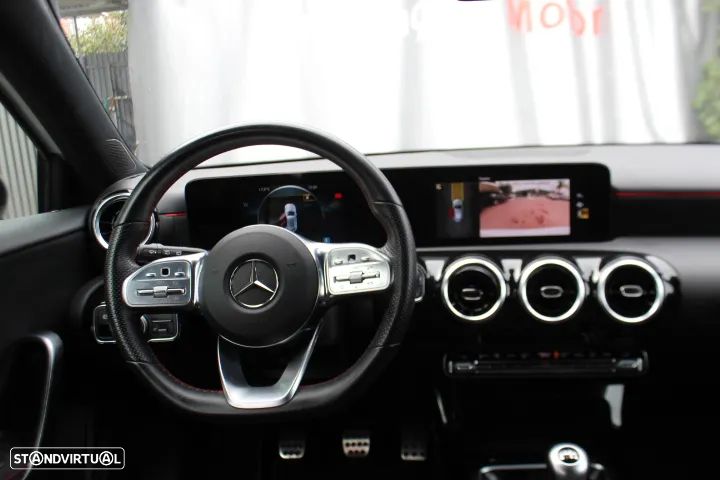 Mercedes-Benz A 180 d AMG Line - 36