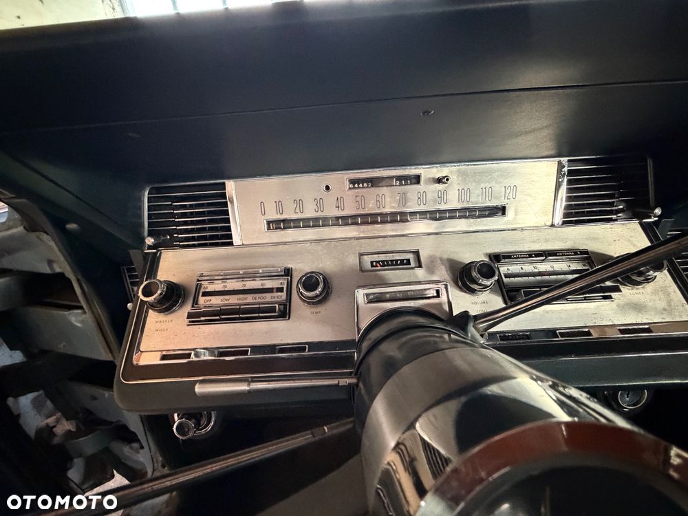 Lincoln Continental - 35